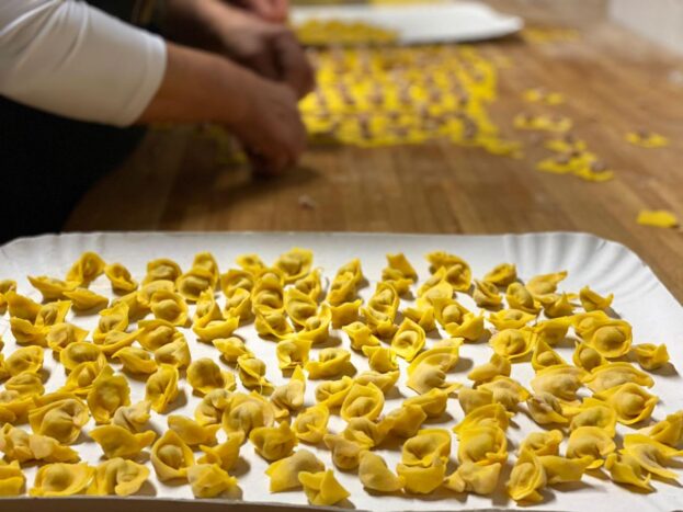 Preparazione cappelletti